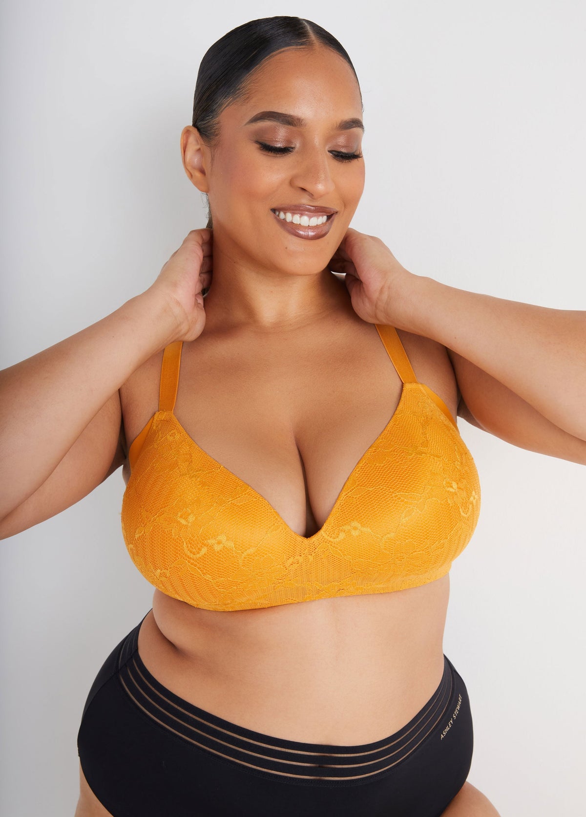 Lace Side Smoothing Wireless Bra